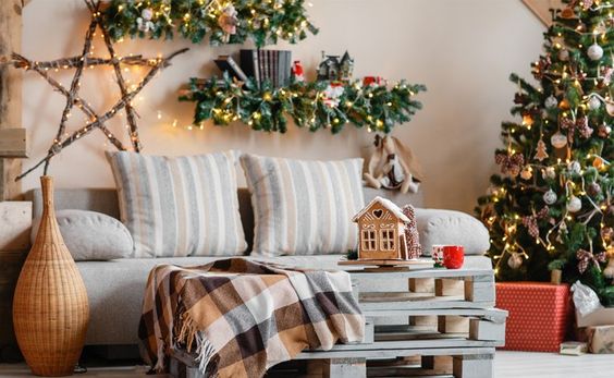 3 tipos de árvore de Natal decorada para diferentes ambientes da casa